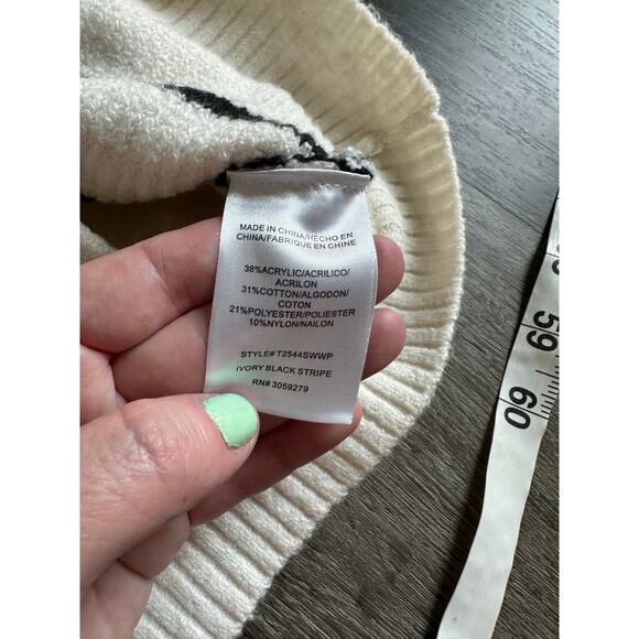 WEEKEND Women's Half Zip Striped Sweater Size 1X In Ivory Black Stripe - Picture 10 of 11